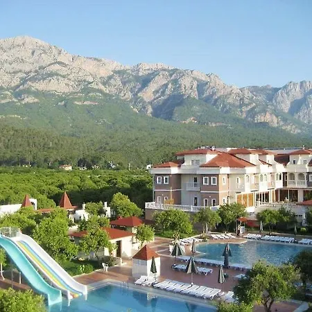 Garden Bergamot Resort 4*